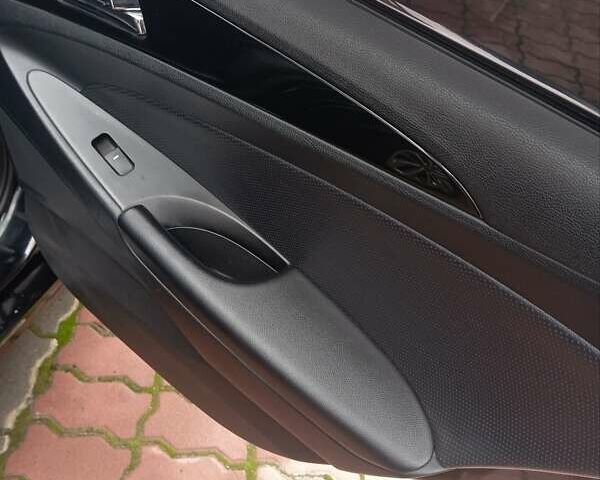 Черный Хендай Соната, объемом двигателя 2.4 л и пробегом 190 тыс. км за 10200 $, фото 9 на Automoto.ua