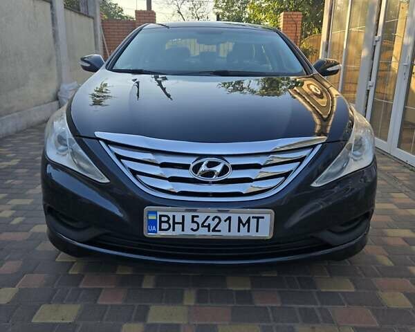 Чорний Хендай Соната, об'ємом двигуна 2.4 л та пробігом 128 тис. км за 8500 $, фото 11 на Automoto.ua