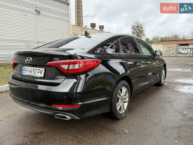 Черный Хендай Соната, объемом двигателя 2 л и пробегом 249 тыс. км за 7500 $, фото 12 на Automoto.ua