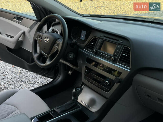 Черный Хендай Соната, объемом двигателя 2.36 л и пробегом 166 тыс. км за 10700 $, фото 19 на Automoto.ua