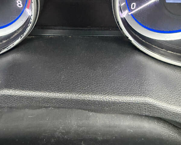 Чорний Хендай Соната, об'ємом двигуна 2.36 л та пробігом 199 тис. км за 9777 $, фото 13 на Automoto.ua