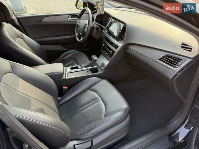 Черный Хендай Соната, объемом двигателя 2 л и пробегом 158 тыс. км за 9900 $, фото 29 на Automoto.ua
