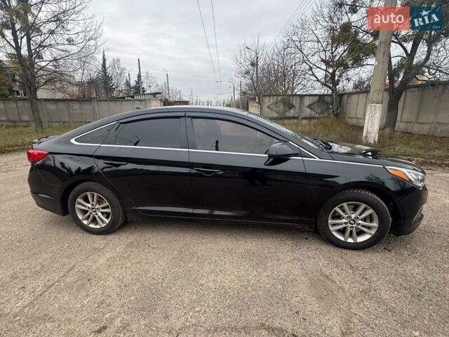 Чорний Хендай Соната, об'ємом двигуна 2.36 л та пробігом 203 тис. км за 8000 $, фото 11 на Automoto.ua