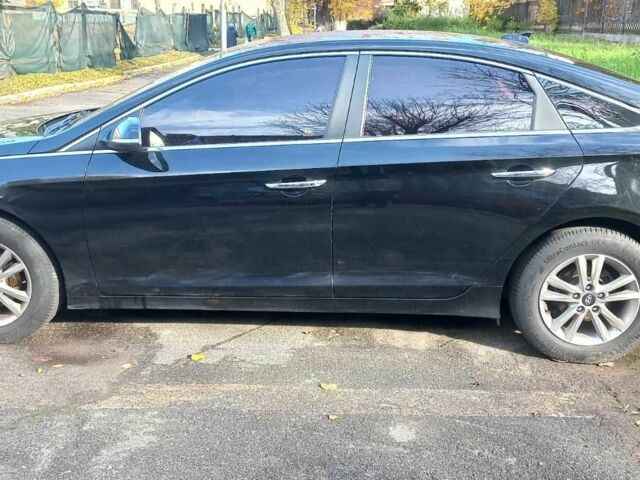 Черный Хендай Соната, объемом двигателя 2 л и пробегом 208 тыс. км за 10800 $, фото 21 на Automoto.ua