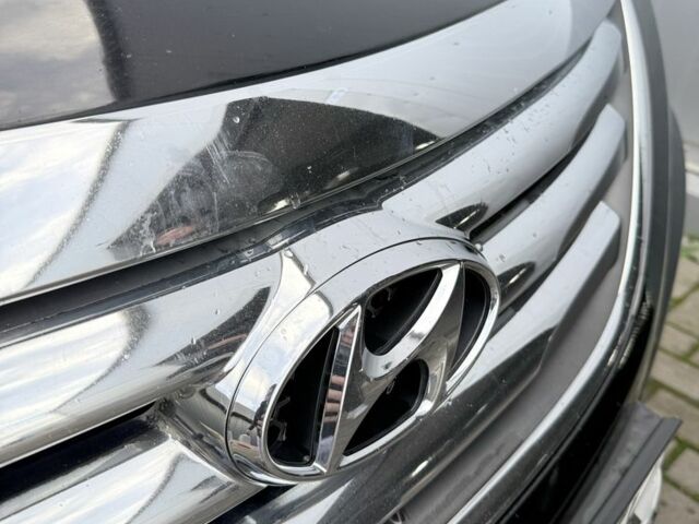 Черный Хендай Соната, объемом двигателя 2 л и пробегом 220 тыс. км за 7599 $, фото 2 на Automoto.ua