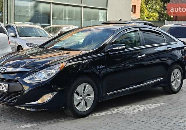 Черный Хендай Соната, объемом двигателя 2.4 л и пробегом 225 тыс. км за 10700 $, фото 7 на Automoto.ua