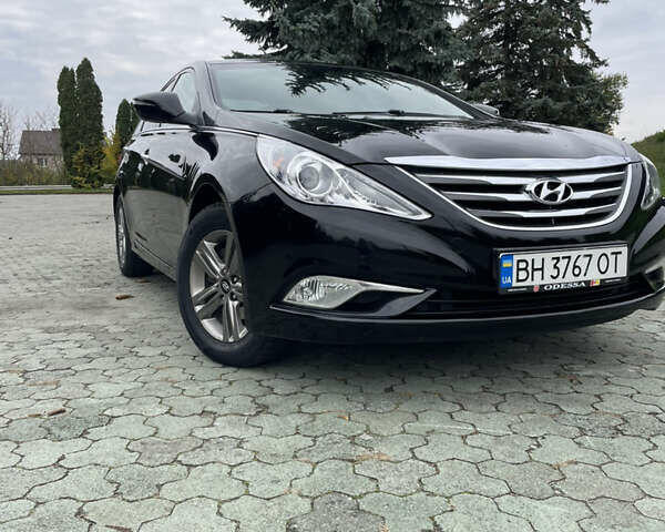 Черный Хендай Соната, объемом двигателя 2 л и пробегом 190 тыс. км за 7600 $, фото 22 на Automoto.ua