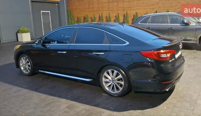 Черный Хендай Соната, объемом двигателя 2.36 л и пробегом 138 тыс. км за 10400 $, фото 10 на Automoto.ua