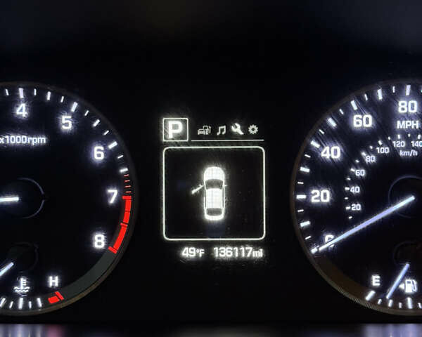 Черный Хендай Соната, объемом двигателя 2.36 л и пробегом 219 тыс. км за 10000 $, фото 10 на Automoto.ua