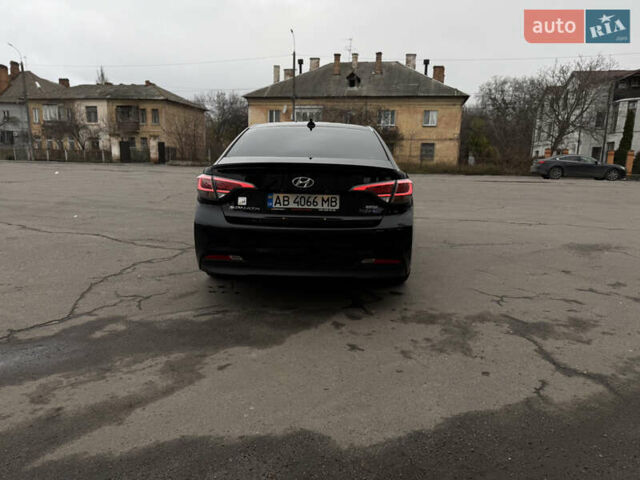 Черный Хендай Соната, объемом двигателя 2 л и пробегом 117 тыс. км за 13500 $, фото 6 на Automoto.ua