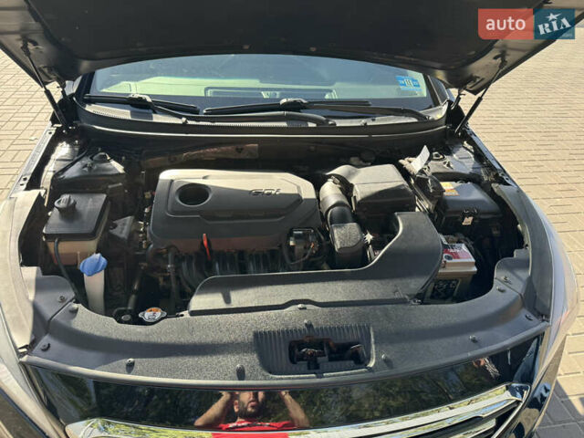 Черный Хендай Соната, объемом двигателя 2.36 л и пробегом 130 тыс. км за 10500 $, фото 25 на Automoto.ua