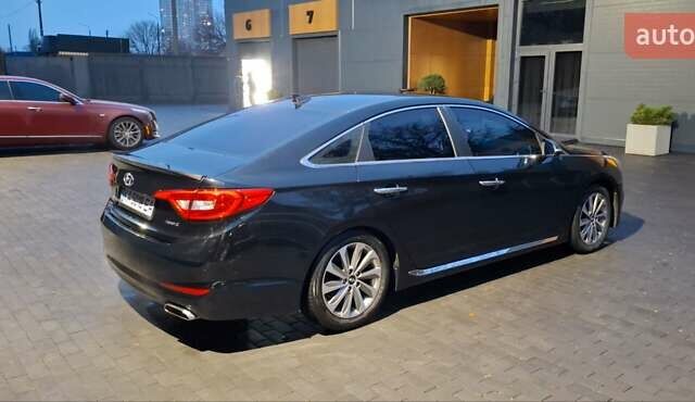 Черный Хендай Соната, объемом двигателя 2.36 л и пробегом 138 тыс. км за 10400 $, фото 14 на Automoto.ua