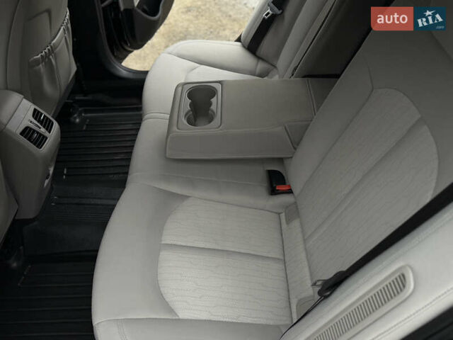 Черный Хендай Соната, объемом двигателя 2 л и пробегом 117 тыс. км за 13500 $, фото 26 на Automoto.ua