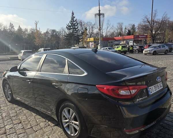 Черный Хендай Соната, объемом двигателя 2.36 л и пробегом 240 тыс. км за 8500 $, фото 7 на Automoto.ua