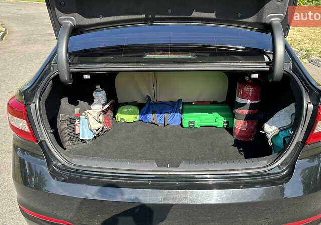 Хендай Соната 2015 в Кременчуге на Automoto.ua Черный Хендай Соната, объемом двигателя 2.36 л и пробегом 114 тыс. км за 10500 $, фото 9 на Automoto.ua