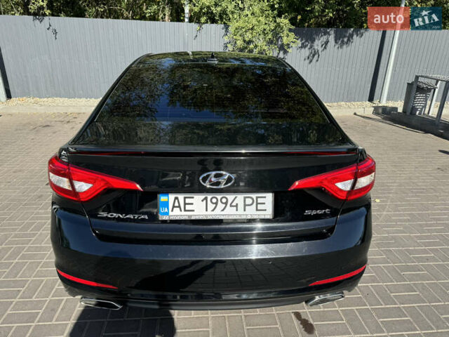 Черный Хендай Соната, объемом двигателя 2.36 л и пробегом 130 тыс. км за 10500 $, фото 7 на Automoto.ua
