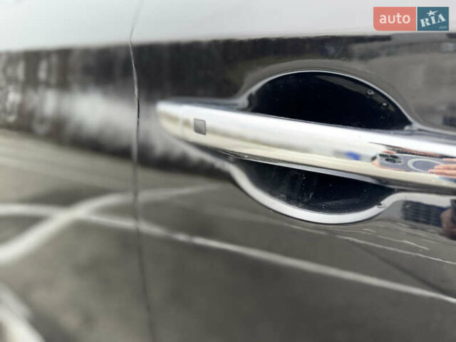 Черный Хендай Соната, объемом двигателя 2.4 л и пробегом 250 тыс. км за 10500 $, фото 12 на Automoto.ua