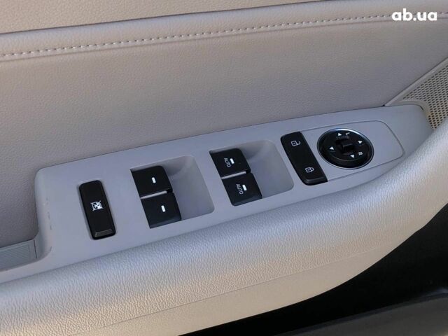 Черный Хендай Соната, объемом двигателя 2.4 л и пробегом 144 тыс. км за 13290 $, фото 16 на Automoto.ua