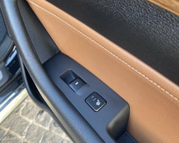 Чорний Хендай Соната, об'ємом двигуна 2.36 л та пробігом 170 тис. км за 13500 $, фото 20 на Automoto.ua