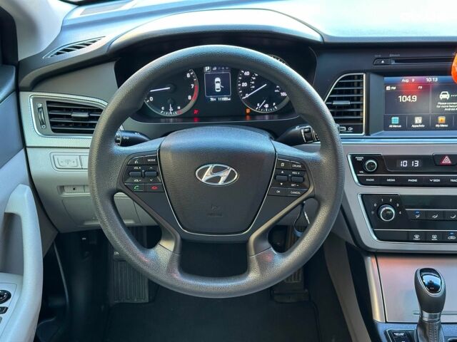 Черный Хендай Соната, объемом двигателя 2.4 л и пробегом 180 тыс. км за 9440 $, фото 16 на Automoto.ua