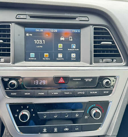 Черный Хендай Соната, объемом двигателя 2.4 л и пробегом 150 тыс. км за 13400 $, фото 11 на Automoto.ua