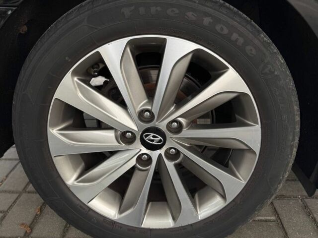 Чорний Хендай Соната, об'ємом двигуна 2.4 л та пробігом 145 тис. км за 9599 $, фото 17 на Automoto.ua