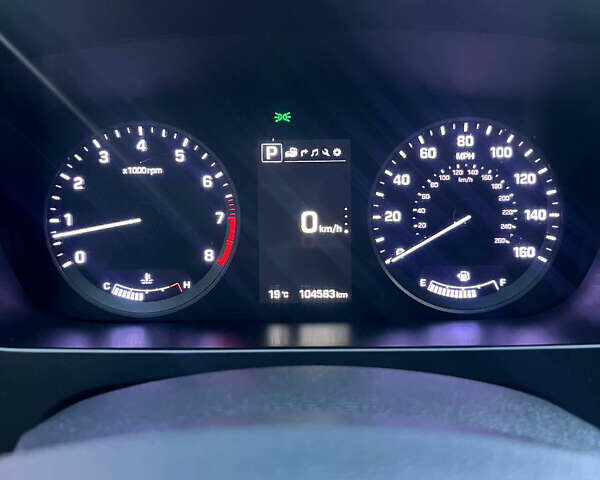 Черный Хендай Соната, объемом двигателя 2.36 л и пробегом 110 тыс. км за 12500 $, фото 9 на Automoto.ua