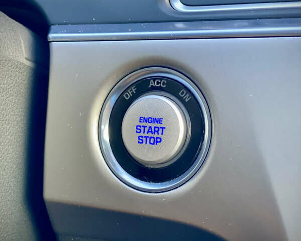 Чорний Хендай Соната, об'ємом двигуна 2.36 л та пробігом 170 тис. км за 13500 $, фото 25 на Automoto.ua