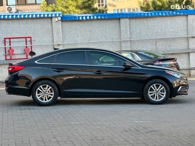 Черный Хендай Соната, объемом двигателя 2.4 л и пробегом 180 тыс. км за 9440 $, фото 3 на Automoto.ua