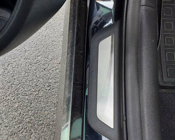 Черный Хендай Соната, объемом двигателя 2.36 л и пробегом 160 тыс. км за 13000 $, фото 35 на Automoto.ua