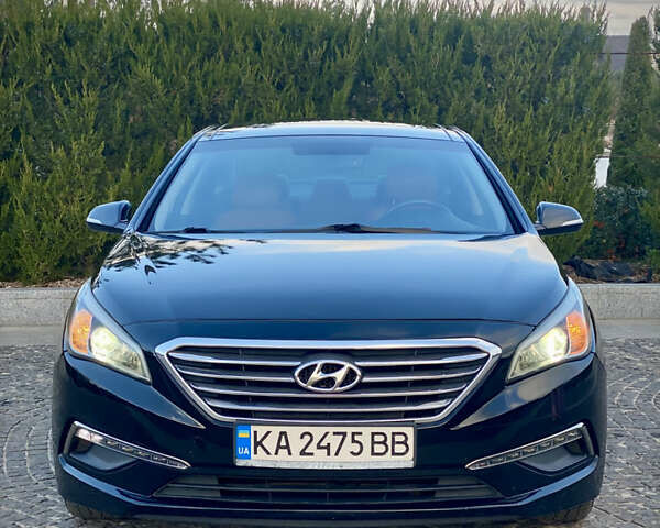 Чорний Хендай Соната, об'ємом двигуна 2.36 л та пробігом 170 тис. км за 13500 $, фото 4 на Automoto.ua