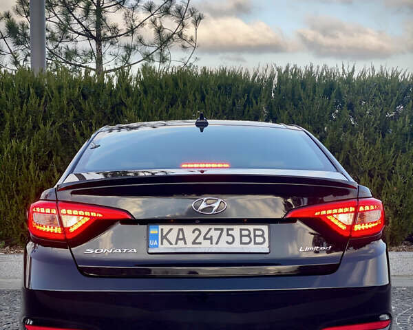 Чорний Хендай Соната, об'ємом двигуна 2.36 л та пробігом 170 тис. км за 13500 $, фото 10 на Automoto.ua