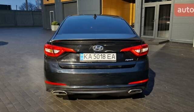 Черный Хендай Соната, объемом двигателя 2.36 л и пробегом 138 тыс. км за 10400 $, фото 24 на Automoto.ua