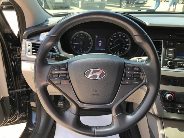 Черный Хендай Соната, объемом двигателя 2.4 л и пробегом 144 тыс. км за 13290 $, фото 23 на Automoto.ua