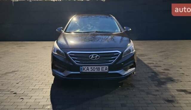 Черный Хендай Соната, объемом двигателя 2.36 л и пробегом 138 тыс. км за 10400 $, фото 26 на Automoto.ua