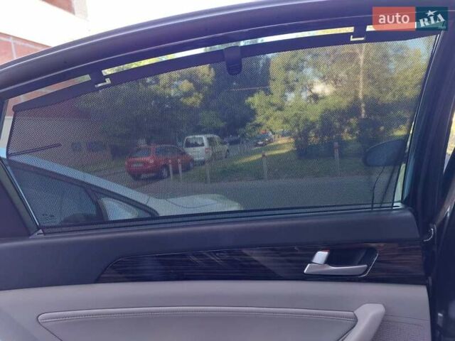 Черный Хендай Соната, объемом двигателя 2.36 л и пробегом 140 тыс. км за 12600 $, фото 33 на Automoto.ua