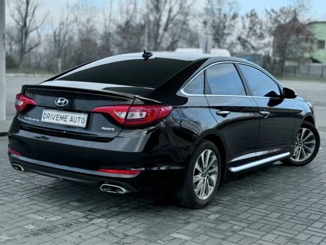 Чорний Хендай Соната, об'ємом двигуна 2.4 л та пробігом 145 тис. км за 9599 $, фото 4 на Automoto.ua