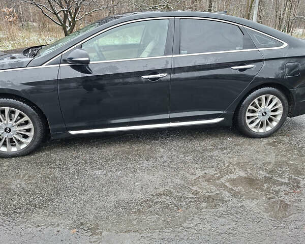 Черный Хендай Соната, объемом двигателя 2.36 л и пробегом 230 тыс. км за 9300 $, фото 7 на Automoto.ua