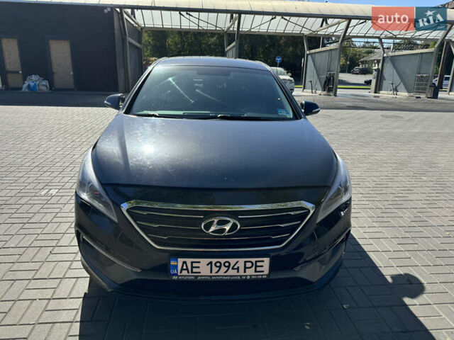 Черный Хендай Соната, объемом двигателя 2.36 л и пробегом 130 тыс. км за 10500 $, фото 1 на Automoto.ua
