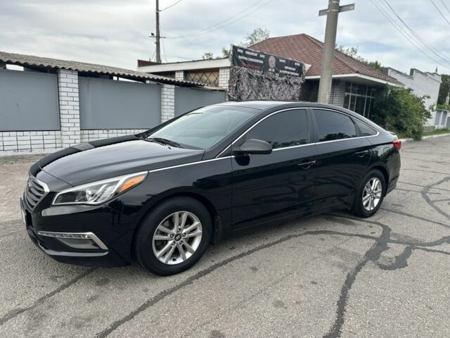 Черный Хендай Соната, объемом двигателя 2.4 л и пробегом 139 тыс. км за 10500 $, фото 1 на Automoto.ua