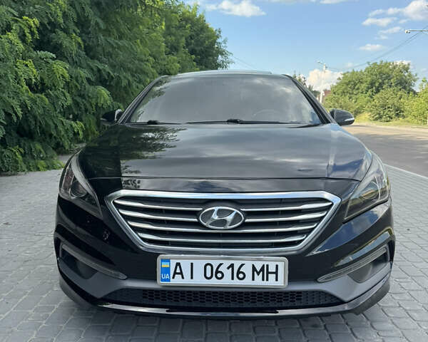 Чорний Хендай Соната, об'ємом двигуна 2.36 л та пробігом 130 тис. км за 10999 $, фото 10 на Automoto.ua