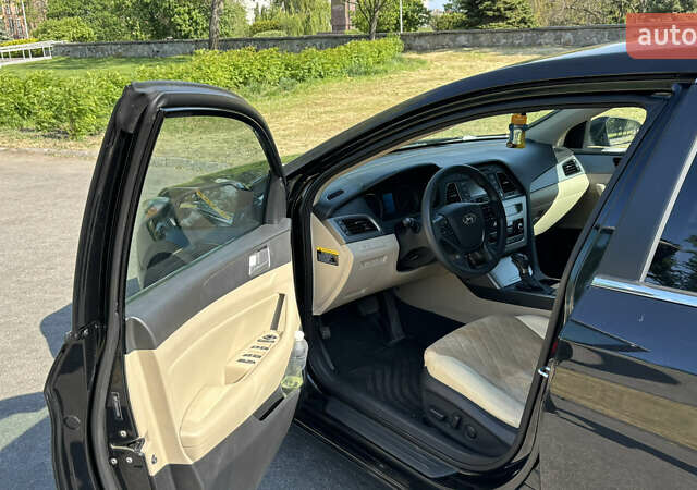 Хендай Соната 2015 в Кременчуге на Automoto.ua Черный Хендай Соната, объемом двигателя 2.36 л и пробегом 114 тыс. км за 10500 $, фото 5 на Automoto.ua