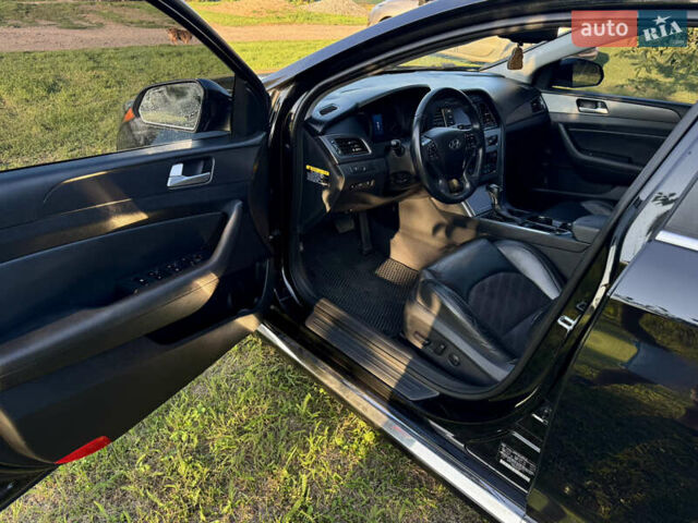 Черный Хендай Соната, объемом двигателя 2.36 л и пробегом 129 тыс. км за 11350 $, фото 11 на Automoto.ua