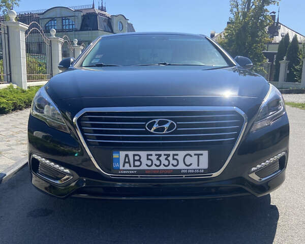 Черный Хендай Соната, объемом двигателя 2 л и пробегом 110 тыс. км за 11500 $, фото 21 на Automoto.ua
