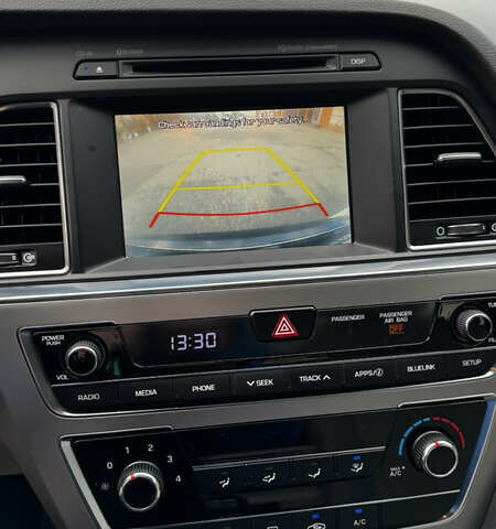 Черный Хендай Соната, объемом двигателя 2.4 л и пробегом 150 тыс. км за 13400 $, фото 13 на Automoto.ua