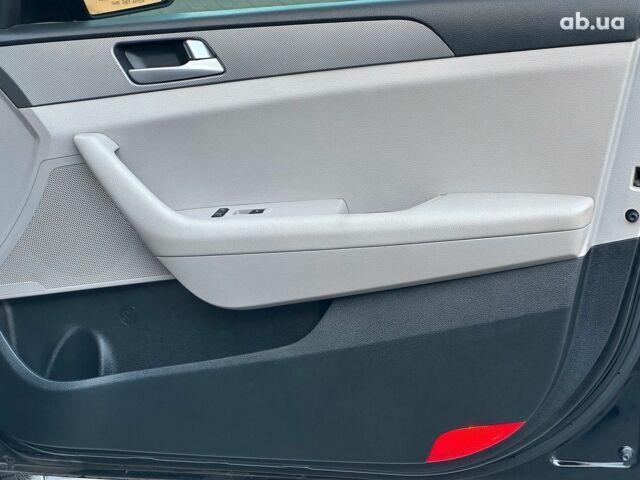 Черный Хендай Соната, объемом двигателя 2.4 л и пробегом 180 тыс. км за 9440 $, фото 20 на Automoto.ua