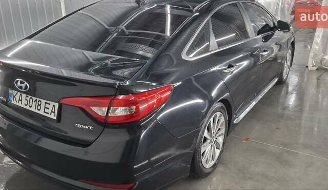 Черный Хендай Соната, объемом двигателя 2.36 л и пробегом 138 тыс. км за 10400 $, фото 22 на Automoto.ua