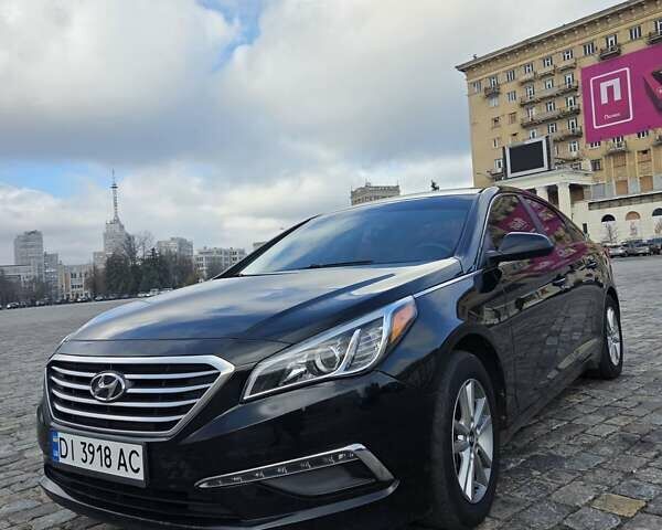 Черный Хендай Соната, объемом двигателя 2.36 л и пробегом 240 тыс. км за 8500 $, фото 1 на Automoto.ua