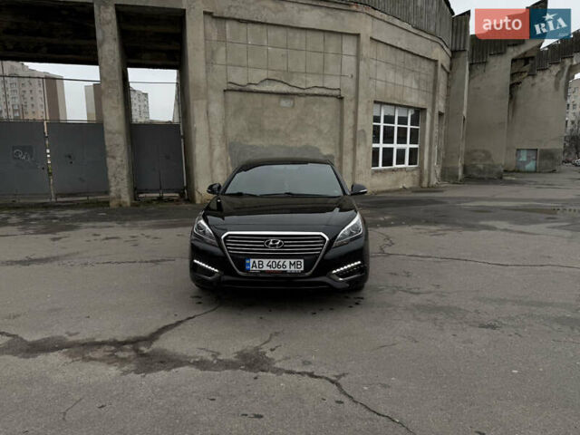 Черный Хендай Соната, объемом двигателя 2 л и пробегом 117 тыс. км за 13500 $, фото 1 на Automoto.ua