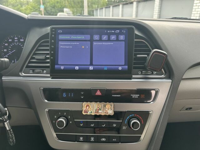 Черный Хендай Соната, объемом двигателя 2.4 л и пробегом 139 тыс. км за 10500 $, фото 14 на Automoto.ua